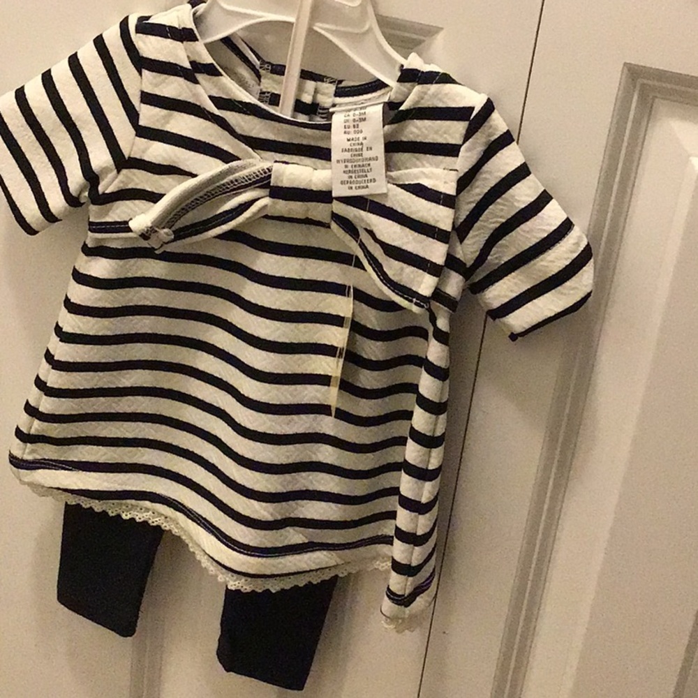 NWT MATCHING BABY SET NEVER WORN